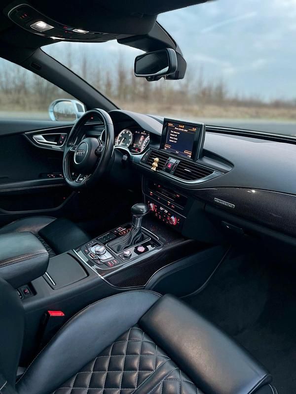 Gebraucht Audi S7 Ambiente 575 PS (422 kW) 2013 Weiß Kleinwagen