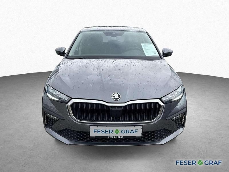 Gebraucht Skoda Scala Selection 116 PS (85 kW) 2024 Graphite grau metallic Kleinwagen