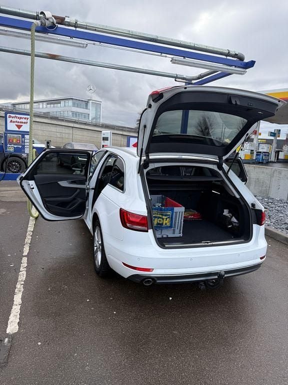 Gebraucht Audi A4 Ambiente 150 PS (110 kW) 2016 Weiß Kombi