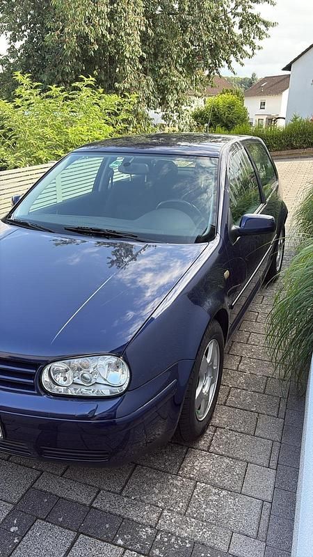 Gebraucht VW Golf III 100 PS (73 kW) 1999 Blau Kleinwagen