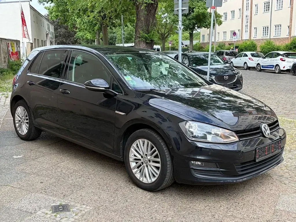 Gebraucht VW Golf VII Cup 110 PS (80 kW) 2014 Schwarz Limousine