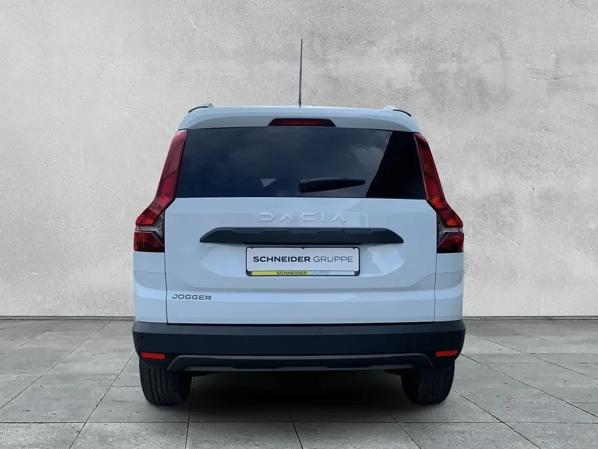 Neu Dacia Jogger Expression 110 PS (80 kW) 2025 Weiß Van / Kleinbus