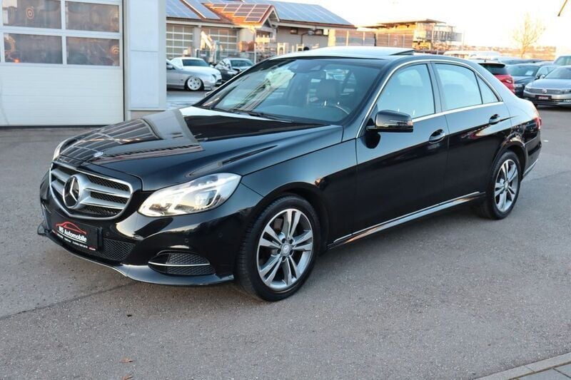 Obsidianschwarz metalliclack Gebraucht 2014 Mercedes E350 Avantgarde Limousine | 17.999 € (Superpreis) - Bild 1/4
