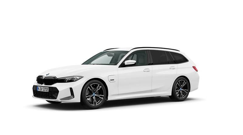 Gebraucht BMW 330 Efficient Dynamics 184 PS (135 kW) 2022 Kombi