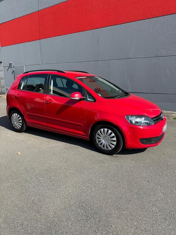 Gebraucht VW Golf VI 120 PS (88 kW) 2011 Rot Kleinwagen