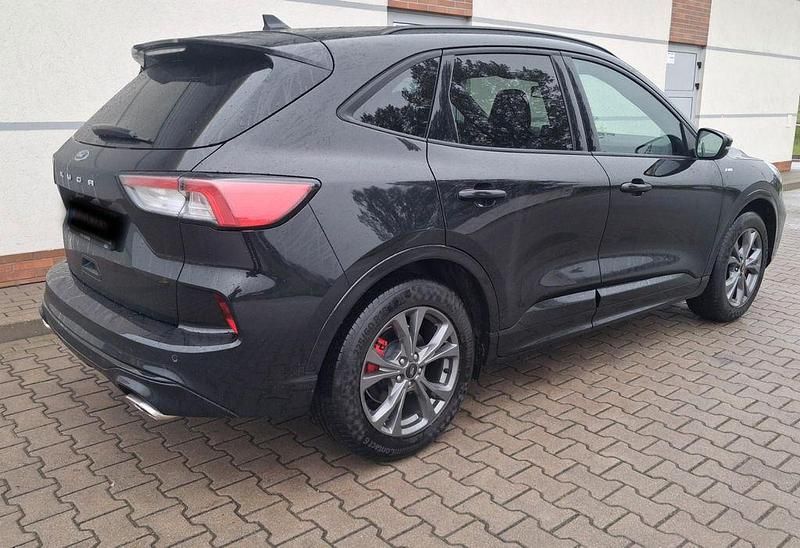 Gebraucht Ford Kuga ST-Line 120 PS (88 kW) 2021 Schwarz SUV