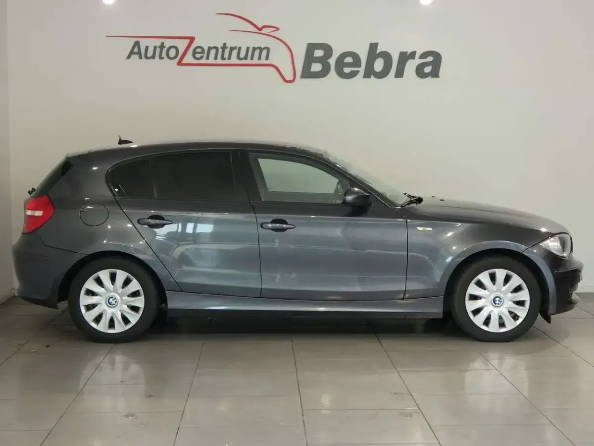 Gebraucht BMW 118 143 PS (105 kW) 2008 Sparkling graphite Kleinwagen