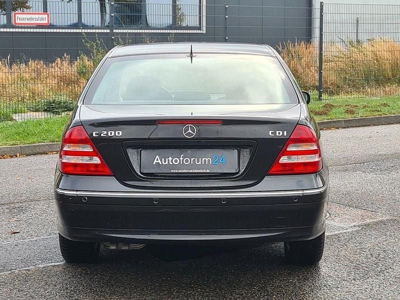 Gebraucht Mercedes C200 122 PS (89 kW) 2006 Schwarz Limousine