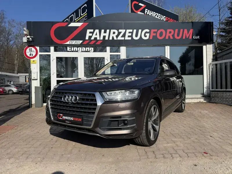 Braun Gebraucht 2015 Audi Q7 Ambiente SUV | 32.900 € (Teuer) - Bild 1/4