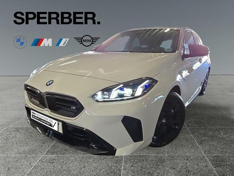 Gebraucht BMW M135 Efficient Dynamics 300 PS (220 kW) 2025 Weiß Kleinwagen