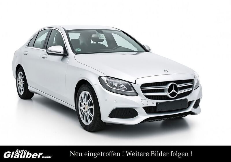 Silber Gebraucht 2016 Mercedes C220 Limousine | 17.950 € (Fairer Preis) - Bild 1/3