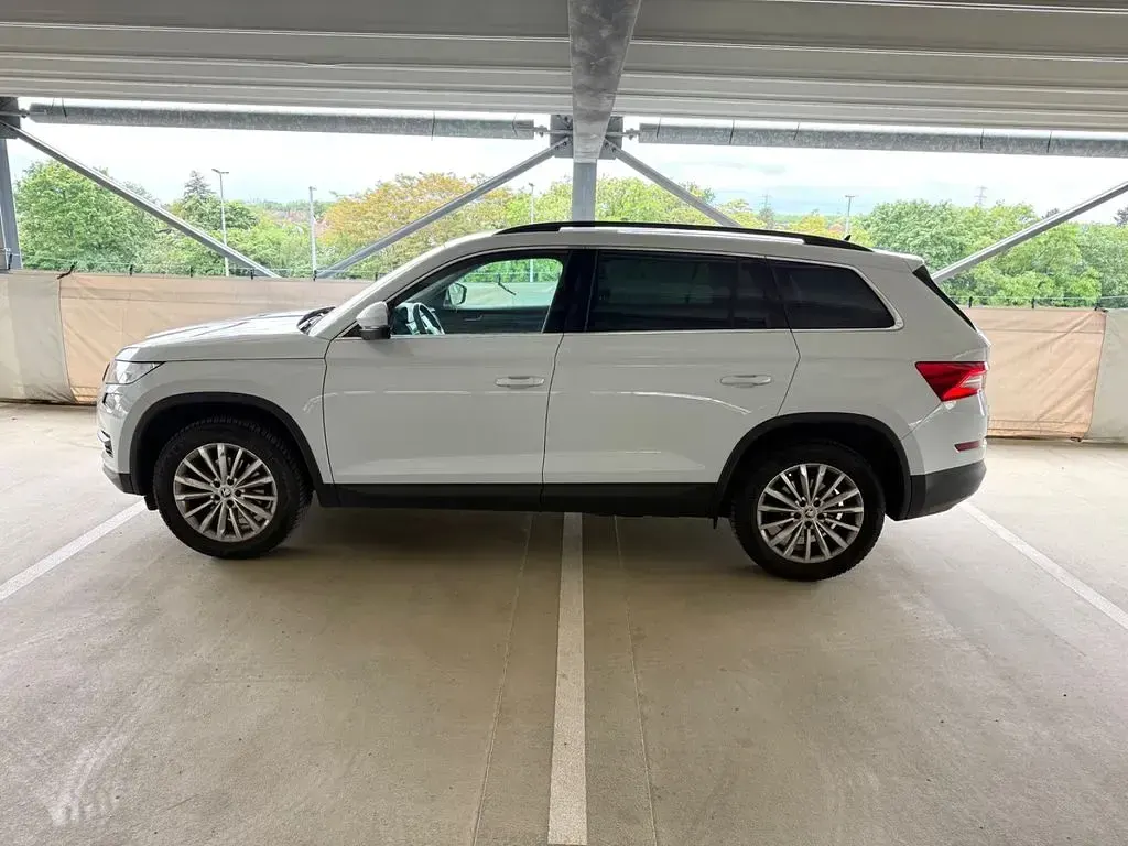 Gebraucht Skoda Kodiaq 150 PS (110 kW) 2017 Moonweiss metallic SUV