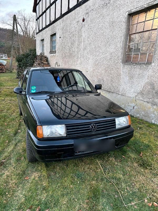 Schwarz Gebraucht 1993 VW Polo Coupé | 550 € - Bild 1/4