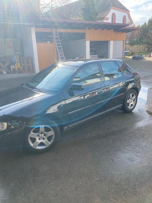 Gebraucht Audi A3 105 PS (77 kW) 1999 Schwarz Kleinwagen