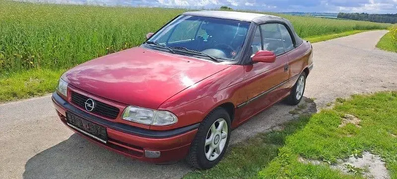 Gebraucht Opel Astra Cabriolet 71 PS (52 kW) 1995 Rot Cabrio