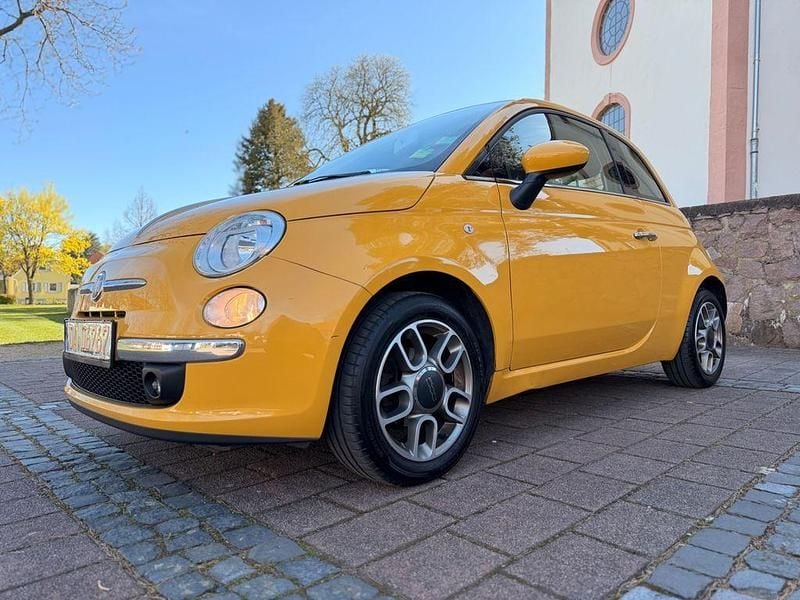 Gebraucht Fiat 500 Lounge 69 PS (50 kW) 2013 Gelb Kleinwagen