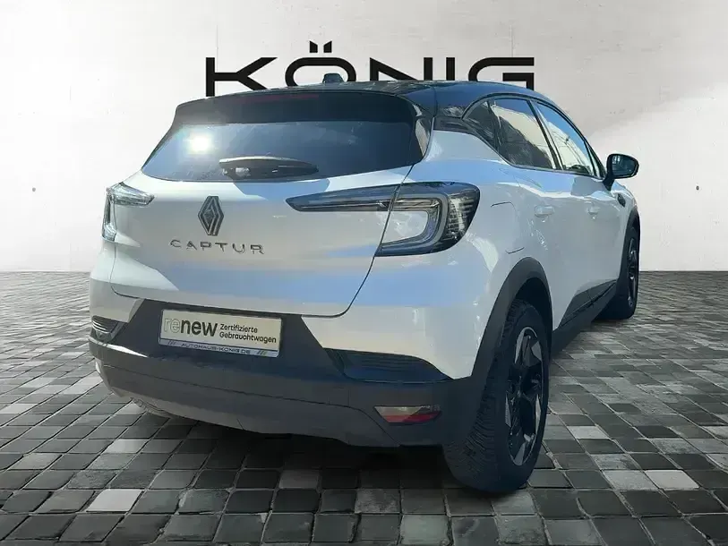 Gebraucht Renault Captur Techno 158 PS (116 kW) 2024 Perlmuttweiß metallic, black SUV