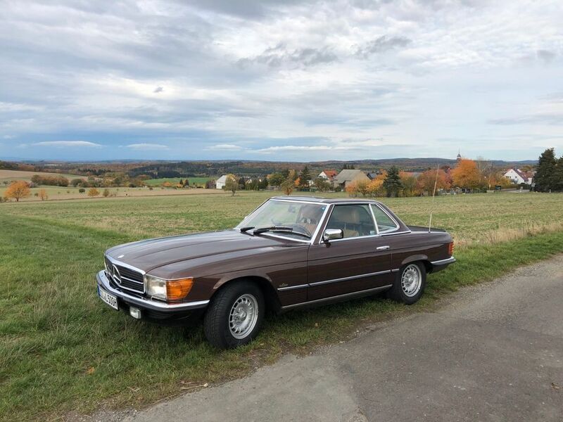 Braun Gebraucht 1983 Mercedes SL500 Cabrio | 39.900 € - Bild 1/4