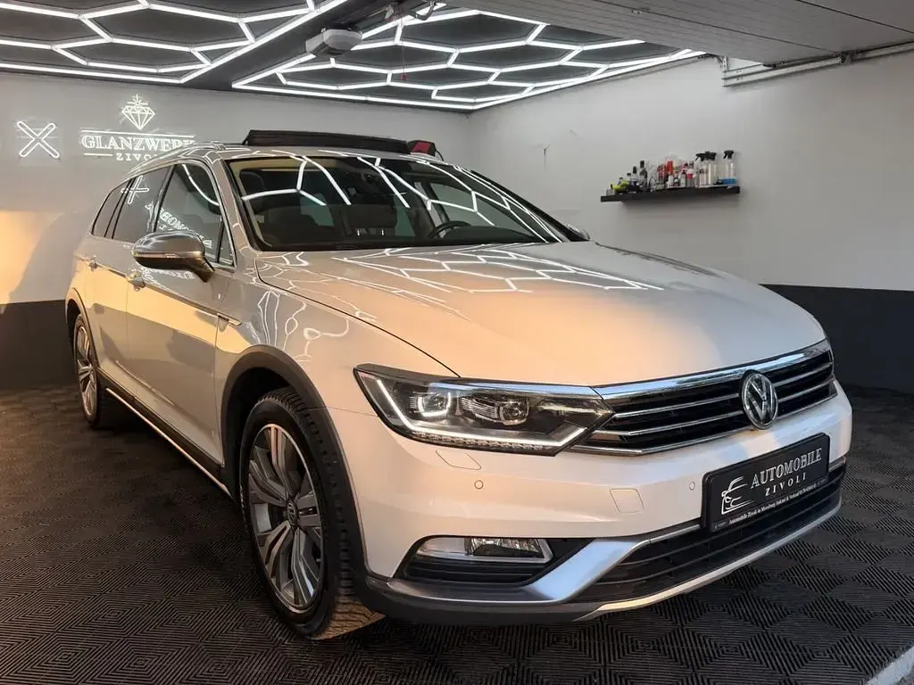 Gebraucht VW Passat 239 PS (175 kW) 2016 Weiß Limousine