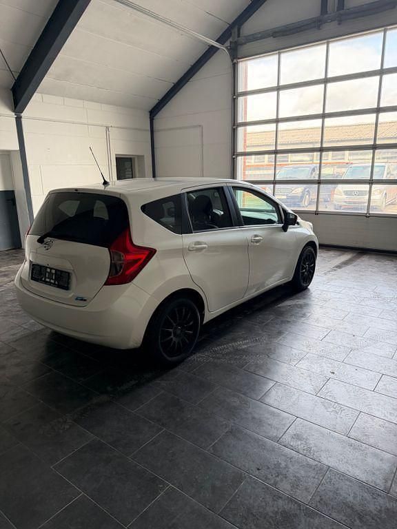 Gebraucht Nissan Note Visia 80 PS (58 kW) 2013 Weiß Kleinwagen
