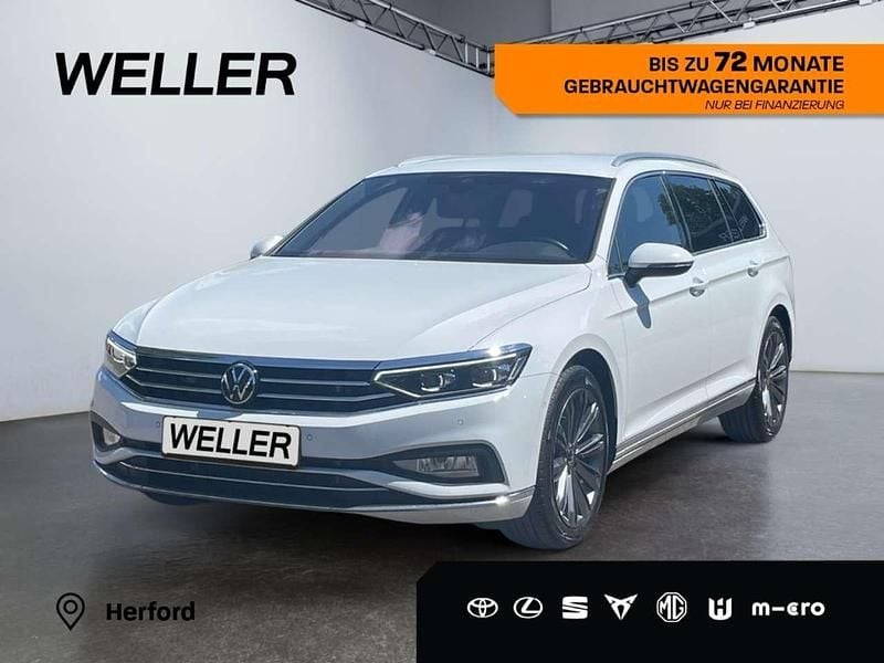 Glacier white metallic Gebraucht 2023 VW Passat Elegance Kombi | 30.980 € (Fairer Preis) - Bild 1/3