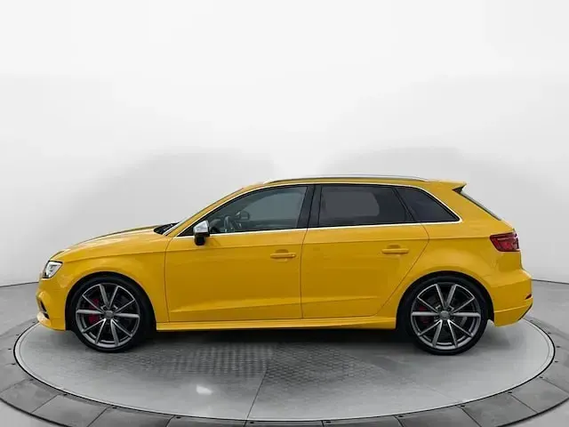 Gebraucht Audi S3 Design 311 PS (228 kW) 2018 Vegasgelb Limousine