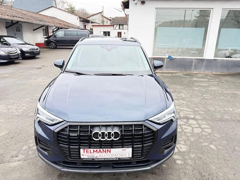 Gebraucht Audi Q3 Ambiente 190 PS (139 kW) 2019 Kosmosblau SUV