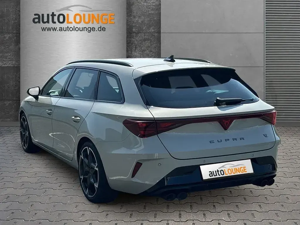 Neu Cupra Leon VZ 333 PS (244 kW) 2026 Grau Limousine
