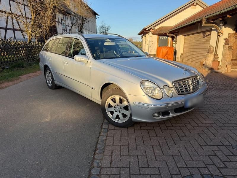 Gebraucht Mercedes E280 Elegance 190 PS (139 kW) 2005 Silber Kombi