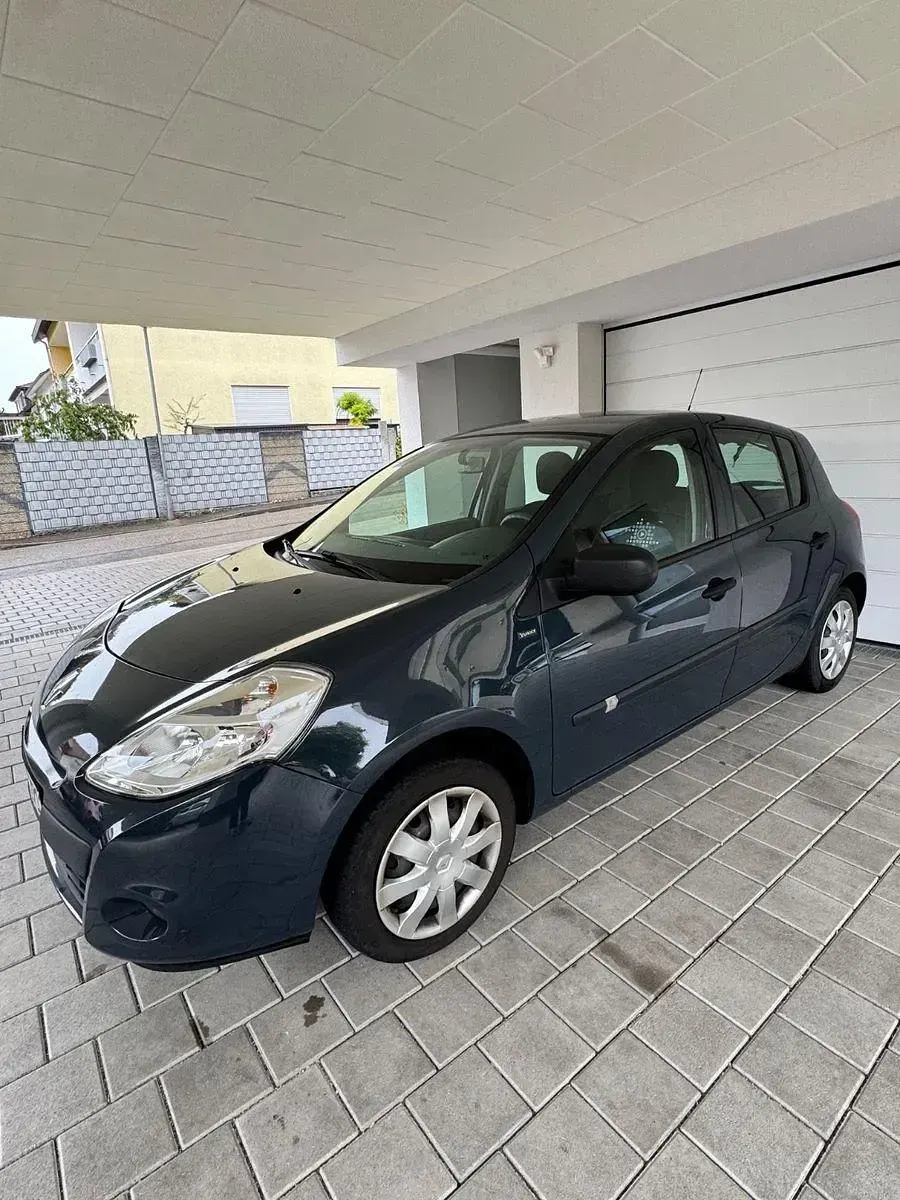 Gebraucht Renault Clio Expression 75 PS (55 kW) 2012 Blau Kleinwagen