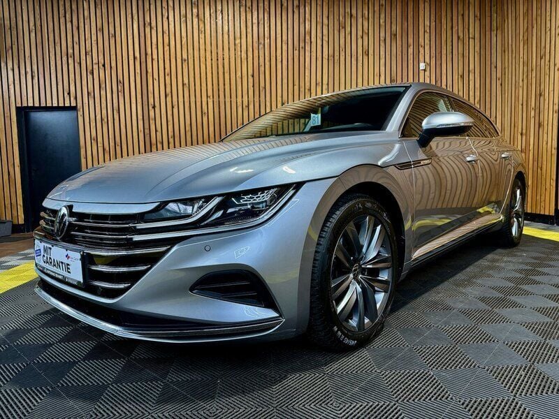 Gebraucht VW Arteon 190 PS (139 kW) 2023 Pyritsilber Kombi