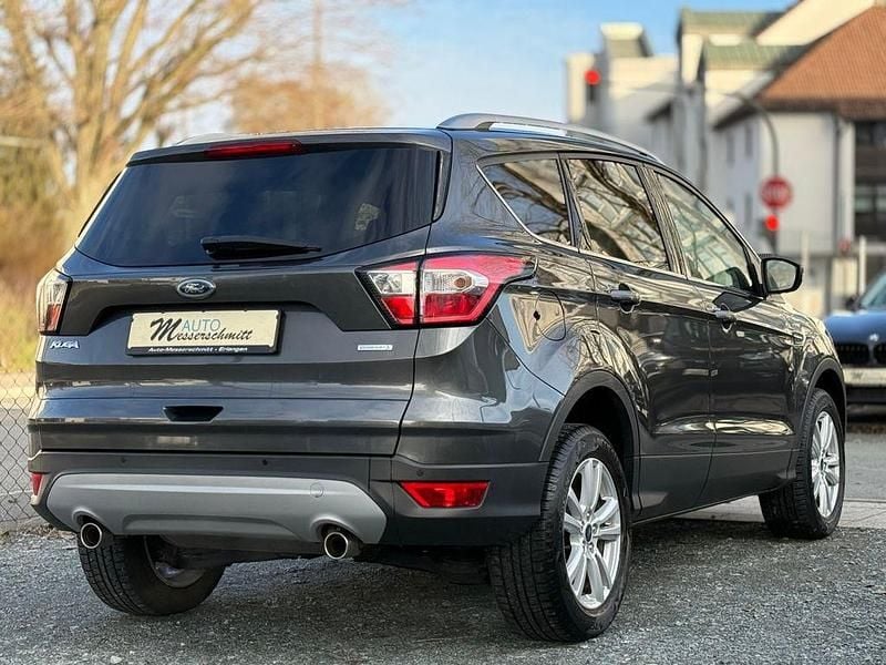 Gebraucht Ford Kuga Trend 150 PS (110 kW) 2018 Magnetic SUV