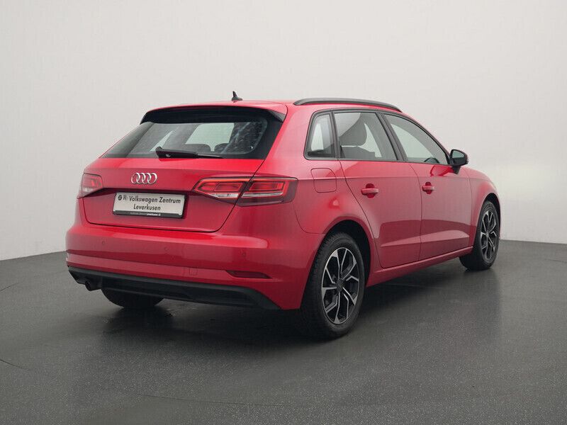 Gebraucht Audi A3 Sportback 116 PS (85 kW) 2020 Tangorot Kleinwagen