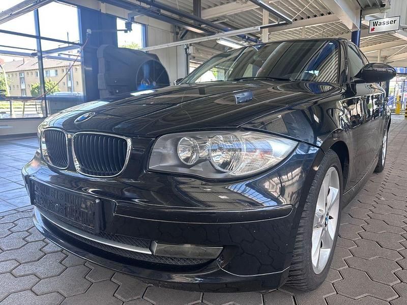 Gebraucht BMW 116 Sport Line 122 PS (89 kW) 2007 Schwarz Kleinwagen