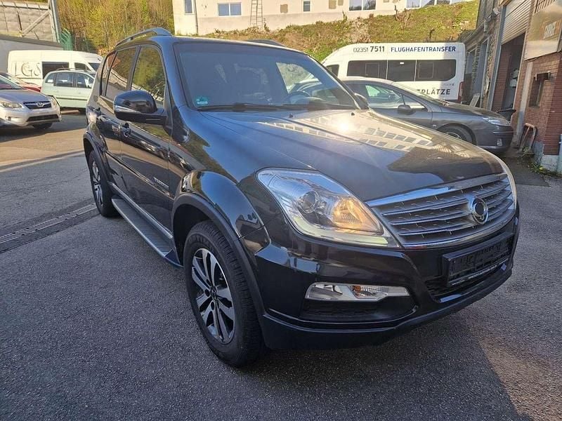 Usata SsangYong Rexton 155 CV (114 kW) 2013 Nero SUV