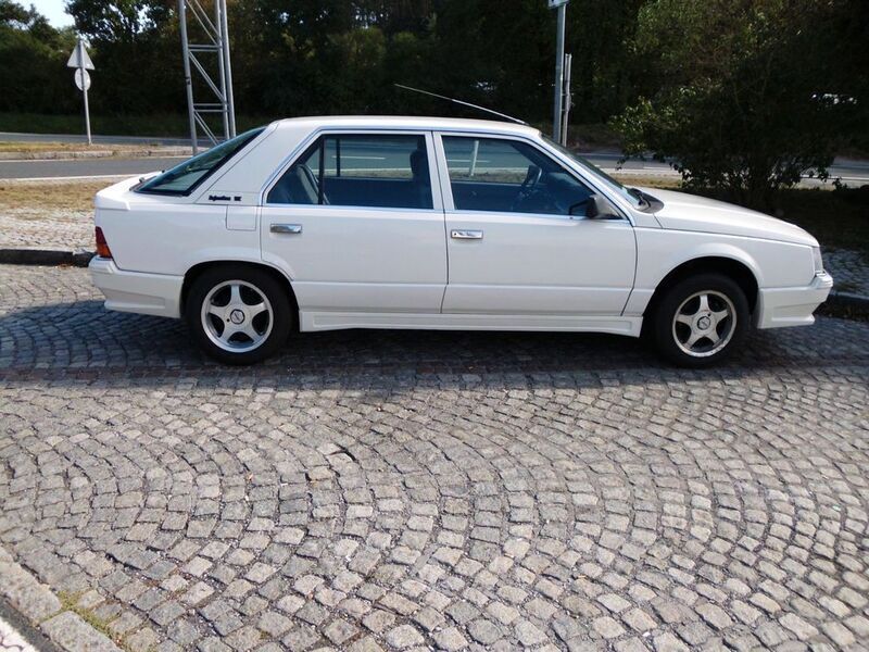 Weiß Gebraucht 1986 Renault R25 Limousine | 6.900 € - Bild 1/4