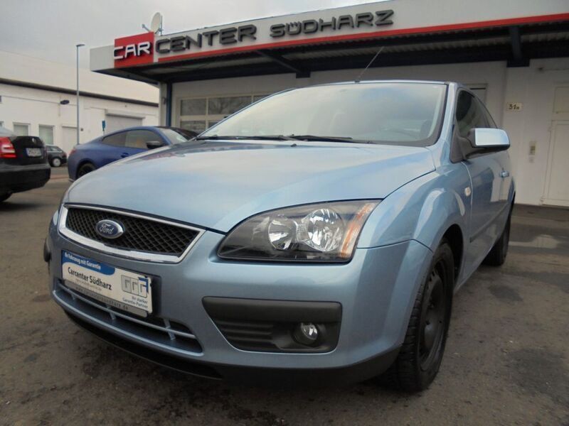 Gebraucht Ford Focus Sport 136 PS (100 kW) 2004 Blau Limousine