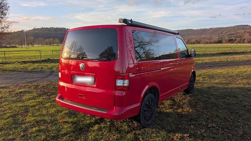 Gebraucht VW T5 130 PS (95 kW) 2006 Rot Van