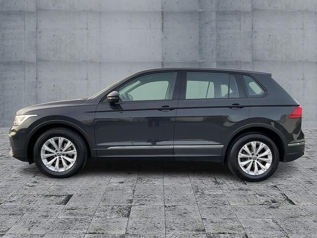 Gebraucht VW Tiguan 122 PS (89 kW) 2023 SUV