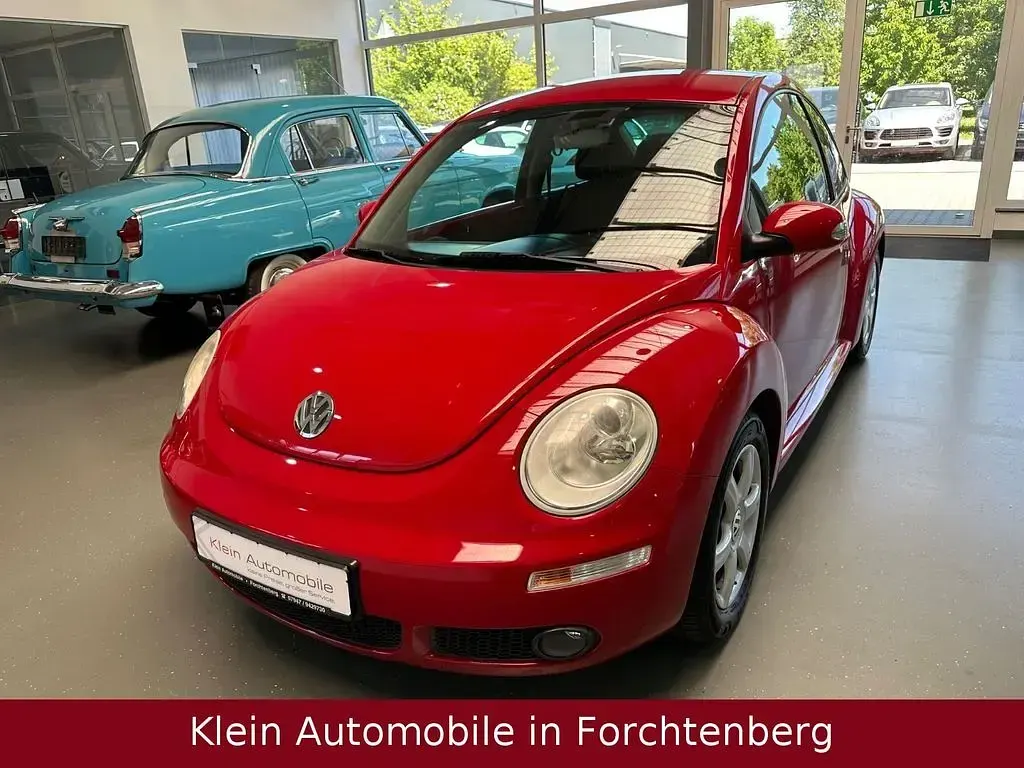 Gebraucht VW New Beetle 75 PS (55 kW) 2009 Rot Kleinwagen