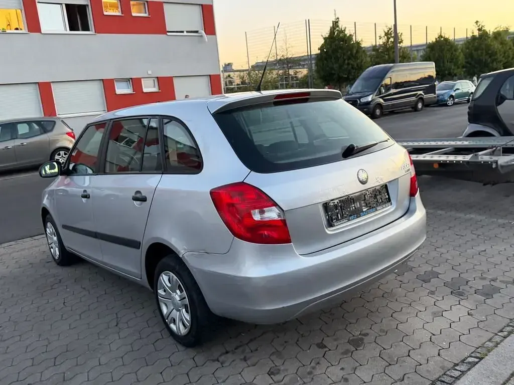 Gebraucht Skoda Fabia Classic 90 PS (66 kW) 2010 Kombi