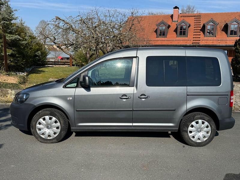 Gebraucht VW Caddy Trendline 102 PS (75 kW) 2012 Grau Van / Kleinbus