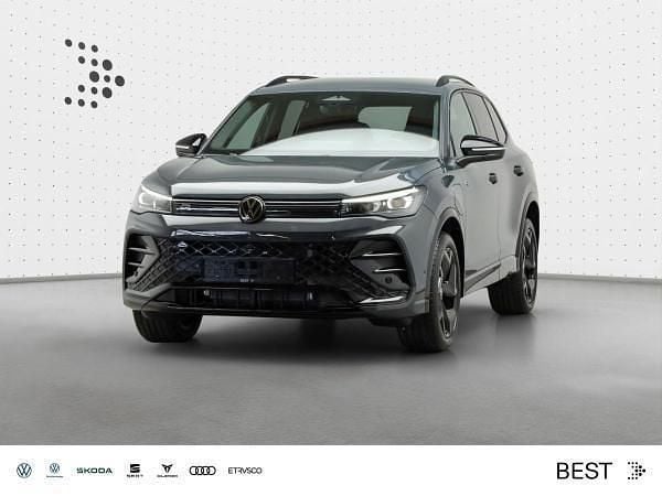 Grau (delfingrau metallic) Neu 2025 VW Tiguan R-line SUV | 61.620 € (Teuer) - Bild 1/4