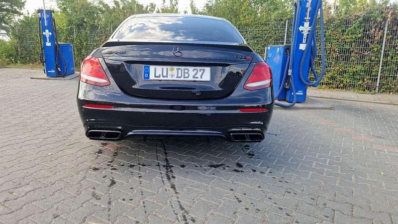 Gebraucht Mercedes E63 AMG AMG 612 PS (450 kW) 2017 Schwarz Limousine