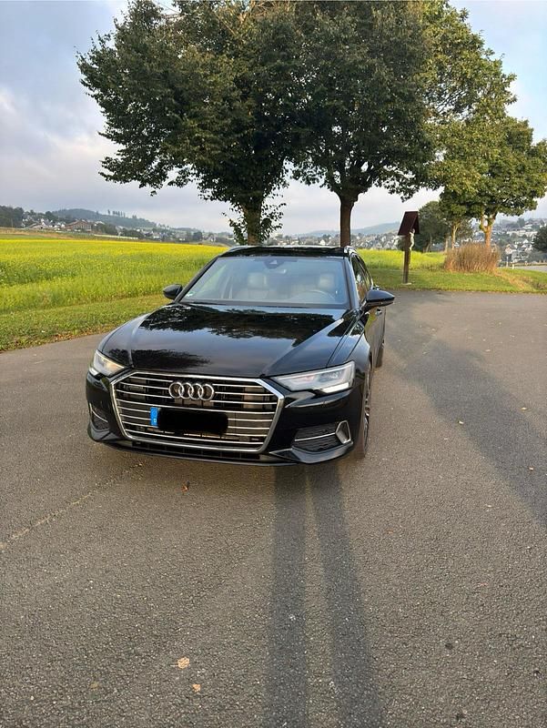 Schwarz Gebraucht 2019 Audi A6 Ambiente Kombi | 29.990 € (Superpreis) - Bild 1/4