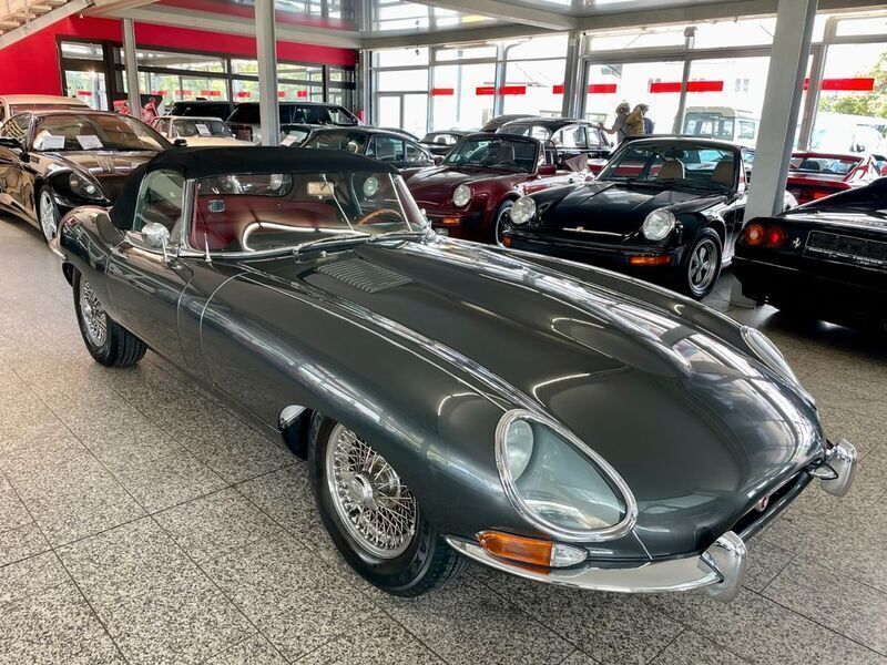 Gebraucht Jaguar E-Type S 269 PS (197 kW) 1965 Grau (gunmetalgrey) Cabrio