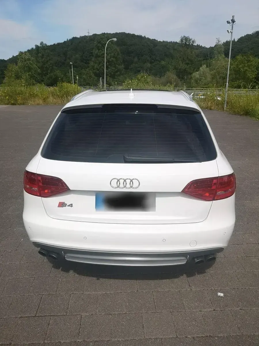 Gebraucht Audi S4 Sport 400 PS (294 kW) 2010 Weiß Kombi