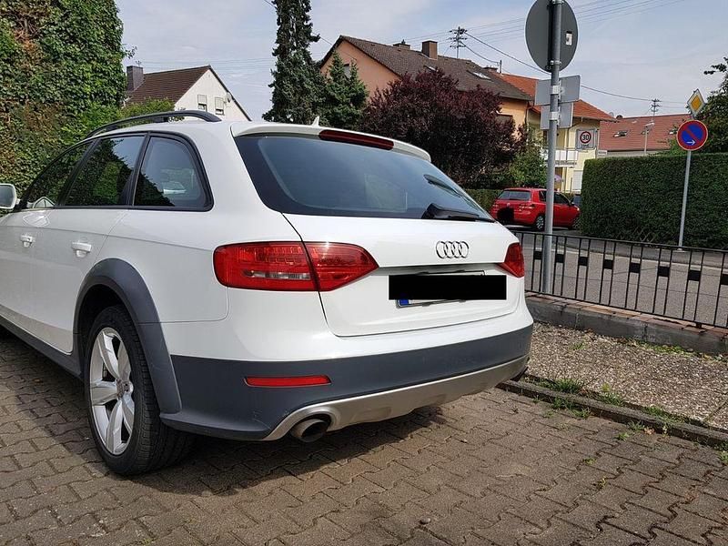 Gebraucht Audi A4 Allroad 224 PS (164 kW) 2011 Weiß Kombi