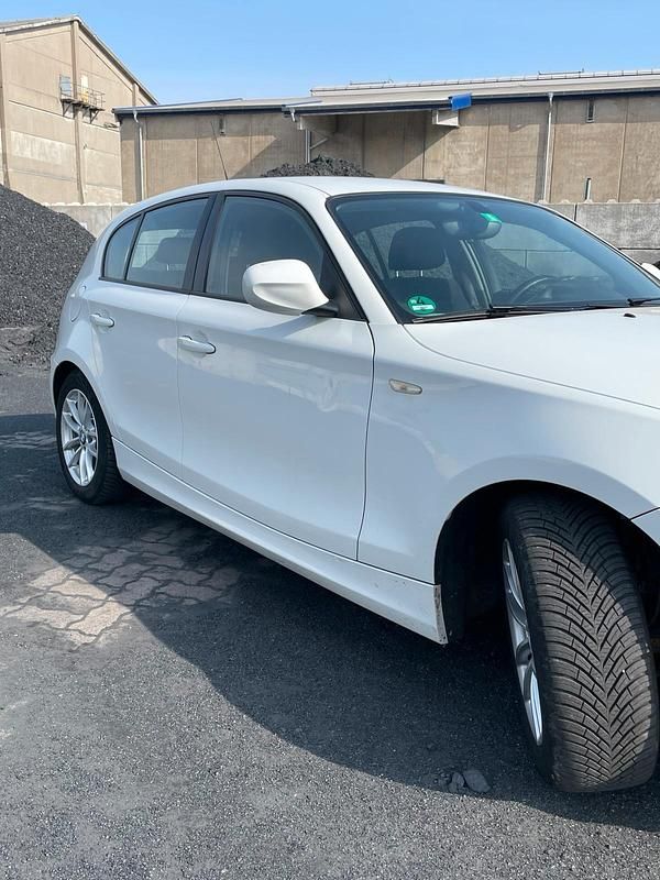 Second-hand BMW 116 122 CP (89 kW) 2011 Alb Hatchback