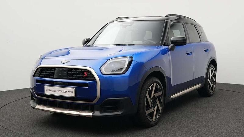 Blau Gebraucht 2024 Mini Countryman Favoured SUV | 41.656 € - Bild 1/4